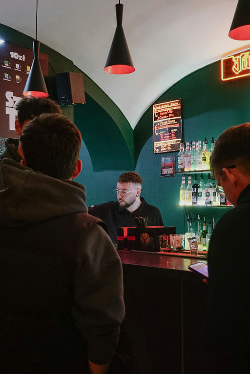 bar